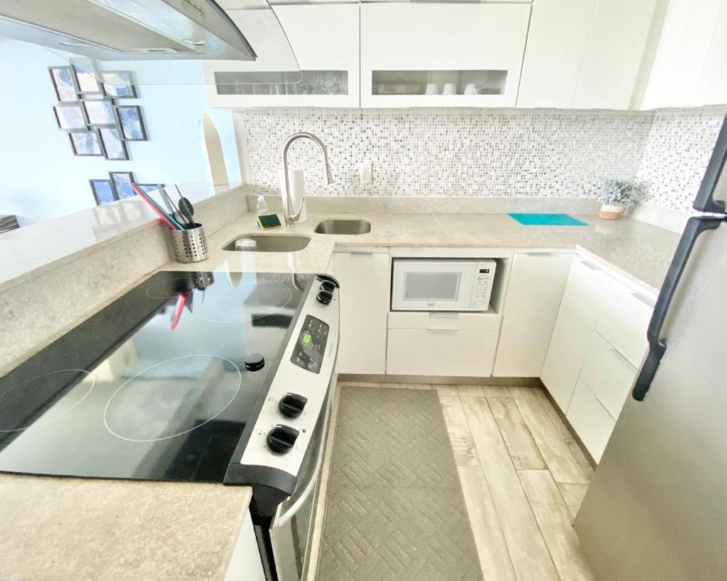Kasa Brisa Marina Ocean View Balcony Beachfront San Juan Bagian luar foto